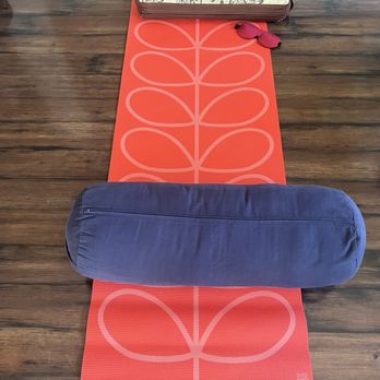 Temple Yoga Reno - Yoga mat and bolster - Yoga Near Me - Reno, Nevada Temple Yoga Reno - Yoga mat and bolster - Yoga Near Me - Reno, Nevada