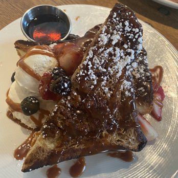A'Bouzy - Champagne Bars Near Me - Houston, Texas A'Bouzy - Champagne Bars Near Me - Houston, Texas