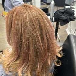 Doriano Salon - Just had this rose gold and pink put in Thursday Oct 26