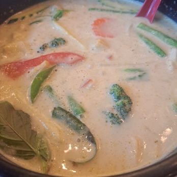 Champa Thai & Sushi - Vegetable green curry - Sushi Bars Near Me - Raleigh, North Carolina