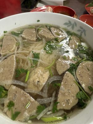 Cafe & pho Hoang by null