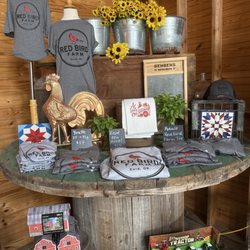 Red Bird Farm - Shop, BlackBerry Picking, Outdoor Fun!