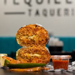 Tequileros Taqueria-Fair Oaks - Burrito Super