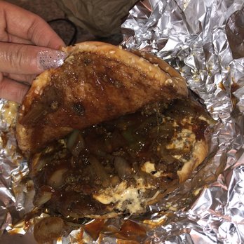 Travis Chicago Style - Food Trucks Near Me - Birmingham, Alabama