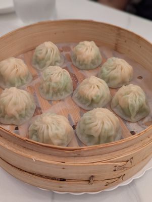Yeh’s Bao Chinese Restaurant,Fusion Food 中餐厅 by null
