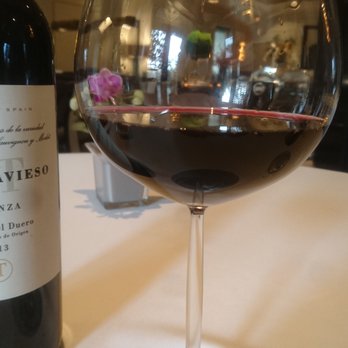 Rosewood Villa Magna - Red wine - Hotels Near Me - Madrid, M
