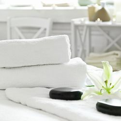 Royal Laser & Skincare Clinic - Top 10 Reasons Why Royal Laser and skincare clinic Customer Service Well Informed Latest Technology Clean Convenient Location Experience Qua