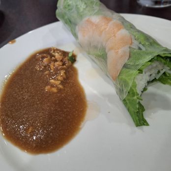 Cafe Hoang - Spring rolls with peanut sauce. - Vietnamese Near Me - Chicago, Illinois