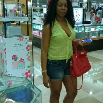 Dillard's - Department Stores Near Me - Pembroke Pines, Florida