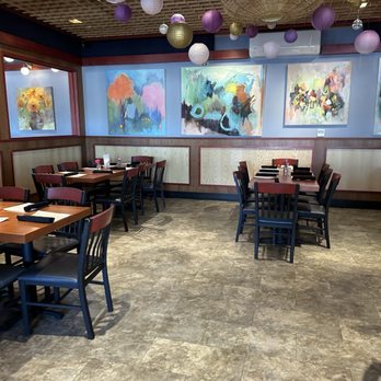 Brooklyn Cafe - Party room tables - New American Near Me - Atlanta, Georgia