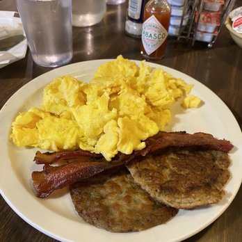 Wolfgang's Restaurant - J.b . Combo - Breakfast & Brunch Near Me - Grand Rapids, Michigan Wolfgang's Restaurant - J.b . Combo - Breakfast & Brunch Near Me - Grand Rapids, Michigan