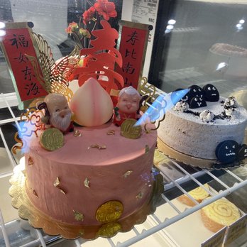 A-1 Cafe & Bakery - Display cake - Bakeries Near Me - San Francisco, California