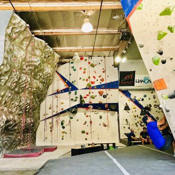 Hangar 18 - Long Beach - Climbing Near Me - Signal Hill, California Hangar 18 - Long Beach - Climbing Near Me - Signal Hill, California