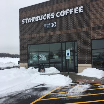 Starbucks - the front of a starbucks coffee shop - Coffee & Tea Near Me - Flossmoor, Illinois
