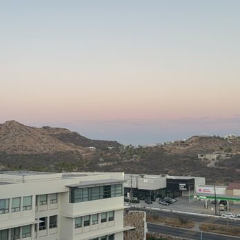 Hampton Inn - Rooftop pool view - Hotels Near Me - San José del Cabo, BCS