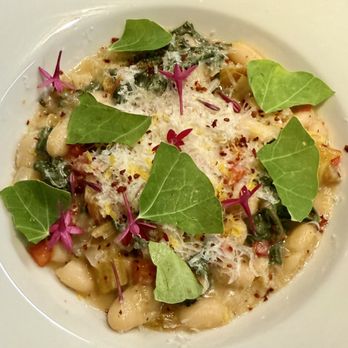Bin 6 South - Wine Bars Near Me - St. Petersburg, Florida