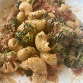 Sauci Pasta - Pasta Shops Near Me - Saint Charles, Missouri Sauci Pasta - Pasta Shops Near Me - Saint Charles, Missouri