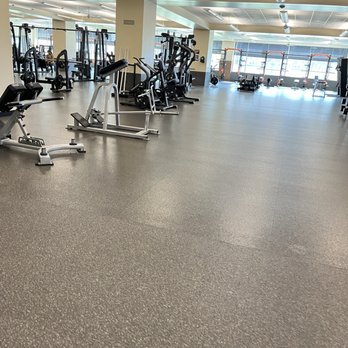 Student Recreation Center - Downstairs - Recreation Centers Near Me - Fullerton, California