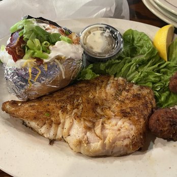 Backwater Fins - Seafood Near Me - Crystal River, Florida