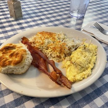 Wimberley Cafe - One egg, bacon and biscuit - American Near Me - Wimberley, Texas