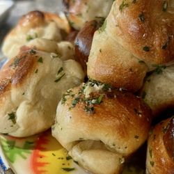 Garlic Knots!!