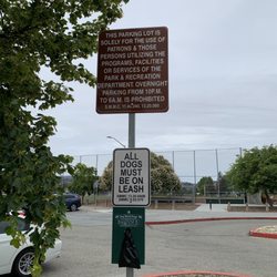 Los Prados Park - Signage