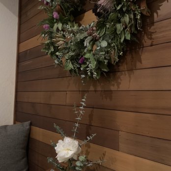 Well Within Spa - Private waiting room outside garden massage room - Massage Near Me - Santa Cruz, California