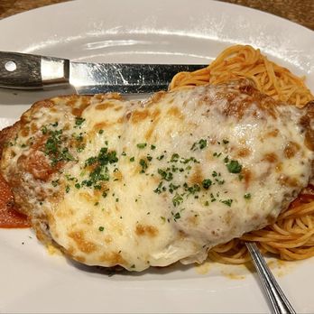 Frankie Bones Hilton Head - Veal Parmigiana with Spaghetti - Italian Near Me - Hilton Head Island, South Carolina Frankie Bones Hilton Head - Veal Parmigiana with Spaghetti - Italian Near Me - Hilton Head Island, South Carolina