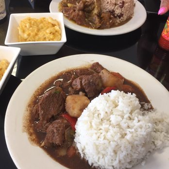 Clive's Cafe - Curry Goat and Stew Beef - Caribbean Near Me - Miami, Florida Clive's Cafe - Curry Goat and Stew Beef - Caribbean Near Me - Miami, Florida