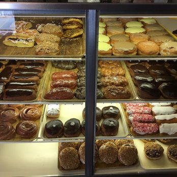 Hill Top Bakery - Donuts Near Me - Kaukauna, Wisconsin Hill Top Bakery - Donuts Near Me - Kaukauna, Wisconsin