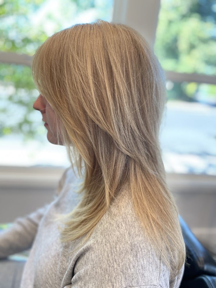 EJ588 HAIR STUDIO Updated September 2024 23 Photos & 31 Reviews