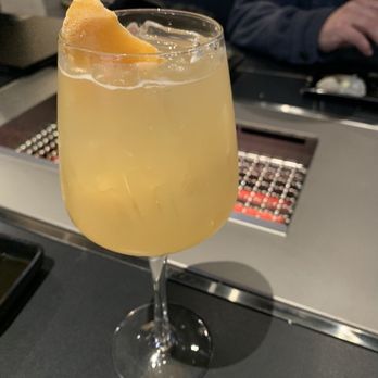 Sosogu - White peach sake sangria - Sushi Bars Near Me - Long Beach, California Sosogu - White peach sake sangria - Sushi Bars Near Me - Long Beach, California