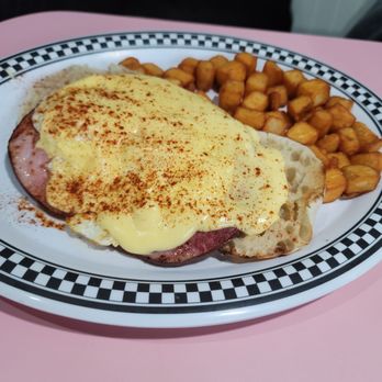 Johnny Angel's - Salems eggs benedict - American Near Me - Jacksonville, Florida Johnny Angel's - Salems eggs benedict - American Near Me - Jacksonville, Florida