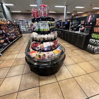 Sheetz - a grocery store filled with snacks and drinks - Convenience Stores Near Me - Bealeton, Virginia