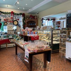 Tate's Bake Shop