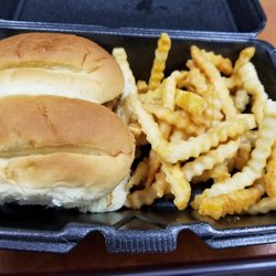 Zacadoos Grille - Our 2 piece Lil CHick meal.
