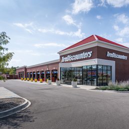 Exterior photo of Tire Discounters - Cincinnati, Ohio Exterior photo of Tire Discounters - Cincinnati, Ohio