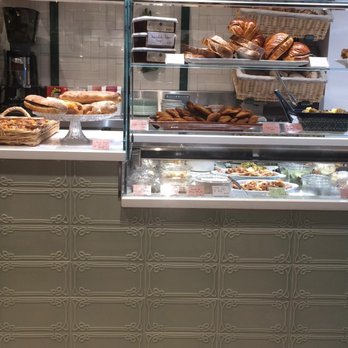 DonAntónia - So many yum deserts to choose from - Portuguese Near Me - Paris, 75