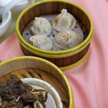 Golden Seafood Restaurant - Soup dumplings and rib tips - Seafood Near Me - Edison, New Jersey