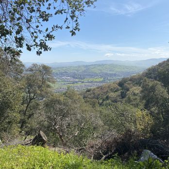Castleridge Trailhead - Hiking Near Me - Pleasanton, California