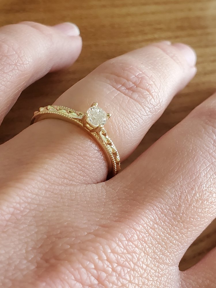 Royal Hummingbird Studio