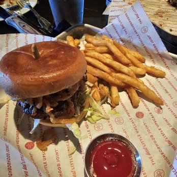 Red Door Woodfired Grill - Spicy Blue - American Near Me - Leawood, Kansas Red Door Woodfired Grill - Spicy Blue - American Near Me - Leawood, Kansas