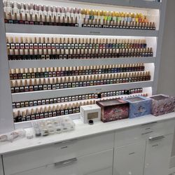 Baby Nails & Wax
