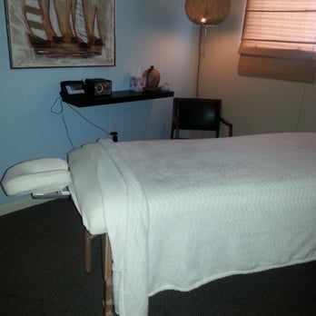 Advanced Holistic Health - Comfortable massage room - Massage Therapy Near Me - Wyandotte, Michigan