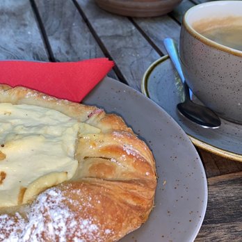 kriemhildes backwut - Cafes Near Me - Nuremberg, BY