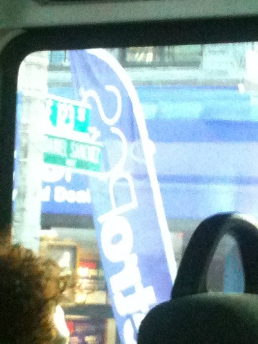 METROPCS CLOSED Updated July 2024 111 E 125th St, New York, New