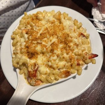 Skipper Chowder House - Lobster Mac and cheese - Seafood Near Me - South Yarmouth, Massachusetts Skipper Chowder House - Lobster Mac and cheese - Seafood Near Me - South Yarmouth, Massachusetts