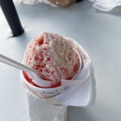 Chelsea Sno Shack - Tigers blood with peaches and cream