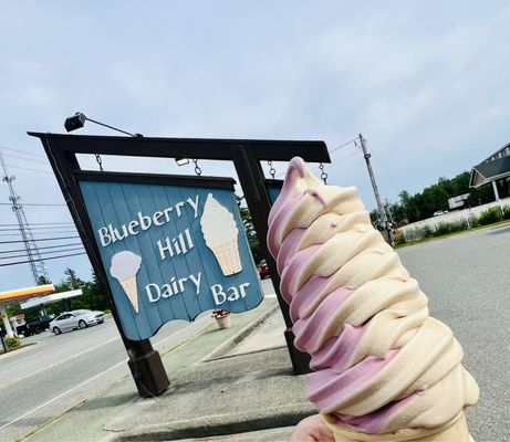 Blueberry Hill Dairy Bar by null