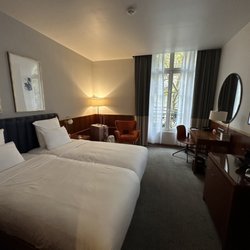 K+K Hotel Cayré - We paid the same but friends got bigger room